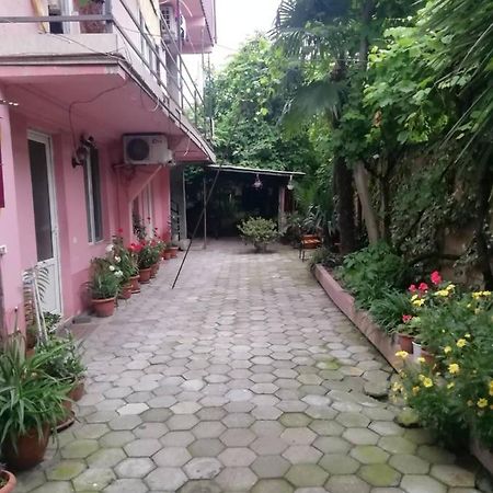 Guest House Saba 巴统 外观 照片